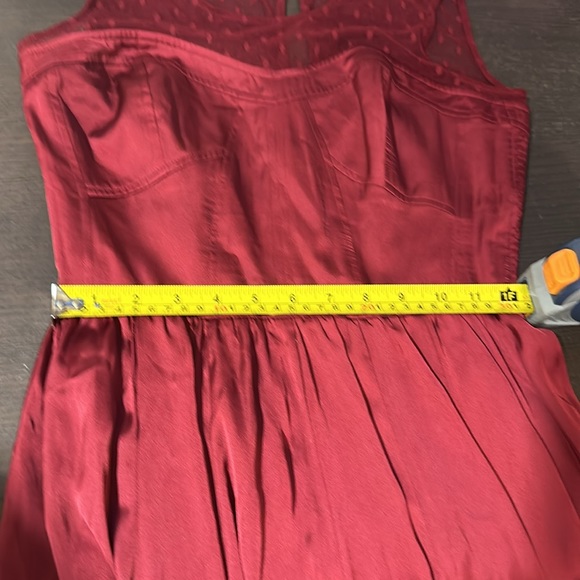 Guess Champagne Red A-Line Silk Sweetheart Dress in Size 2 (Like New) - Picture 11 of 11
